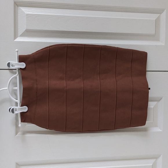 BCBG MAXAZRIA XS Toffee-Color Skirt - Picture 2 of 6